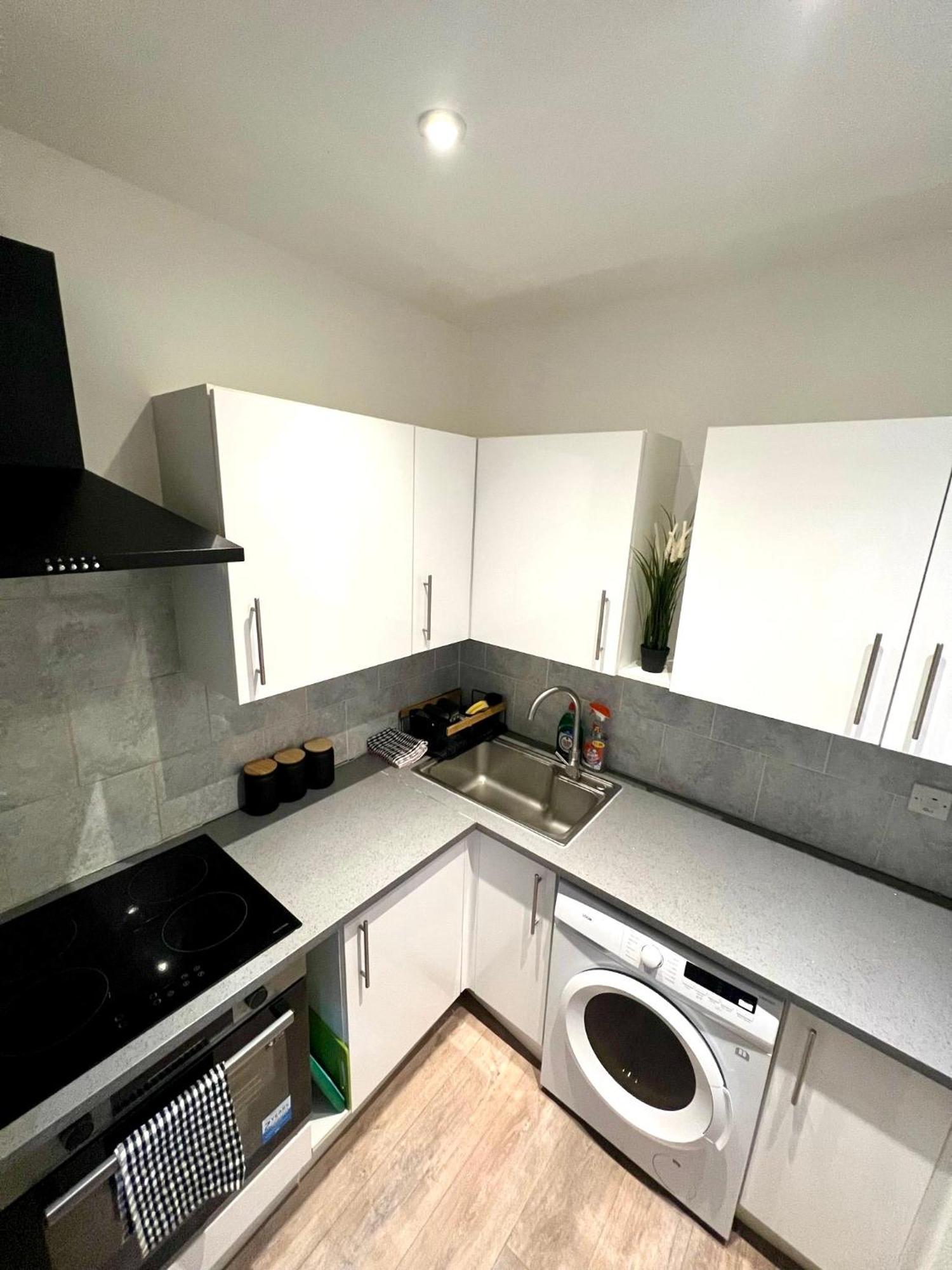 Spacious 3 Bedroom Flat In Kings Cross, St 159 London Exterior photo